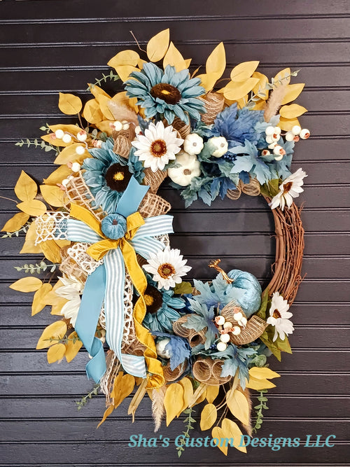 Blue Pumpkin Grapevine Wreath: Autumn Floral Decor