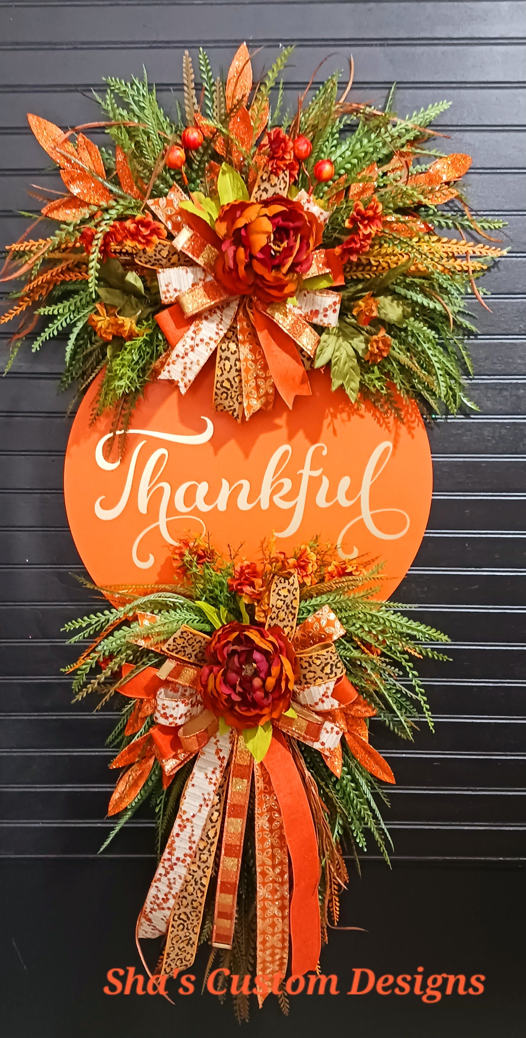 Thankful Autumn Door Hanger Wreath: Festival Fall Decor