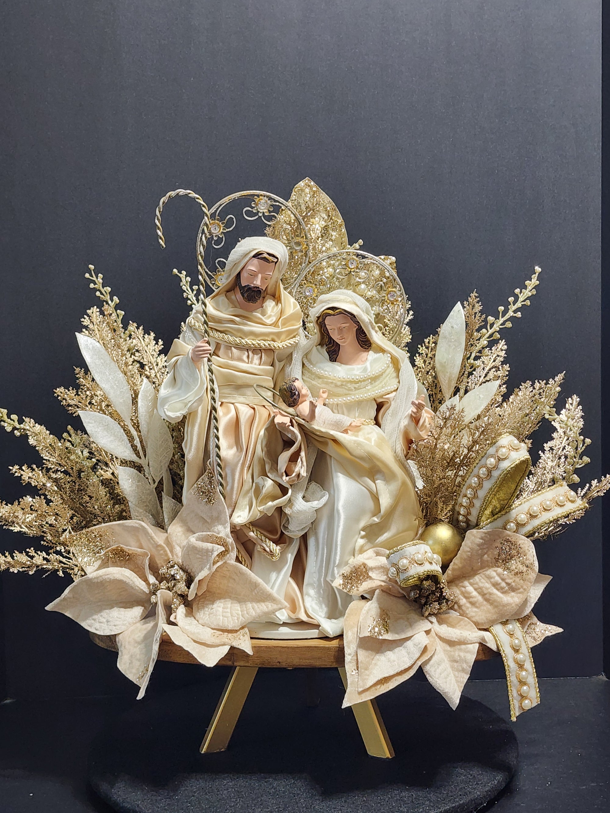 Nativity Centerpiece